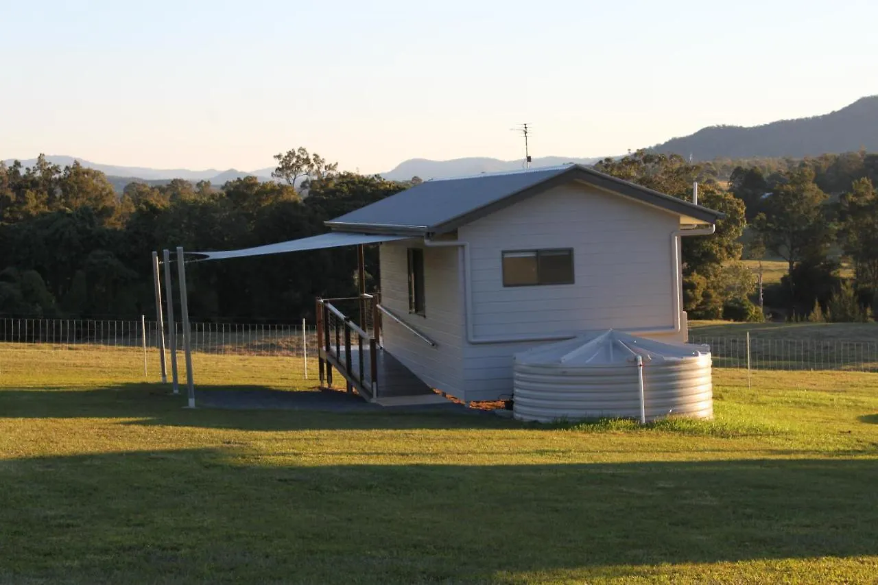 Villa Valley Cabins By The Creek Imbil Australia